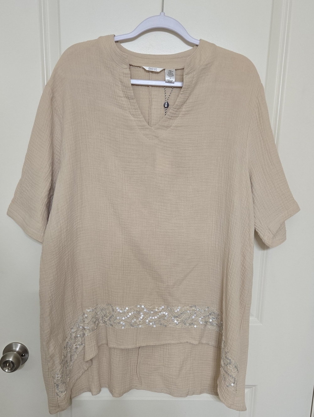 Kaktus Beige Sequin-Hem V-Neck Tunic